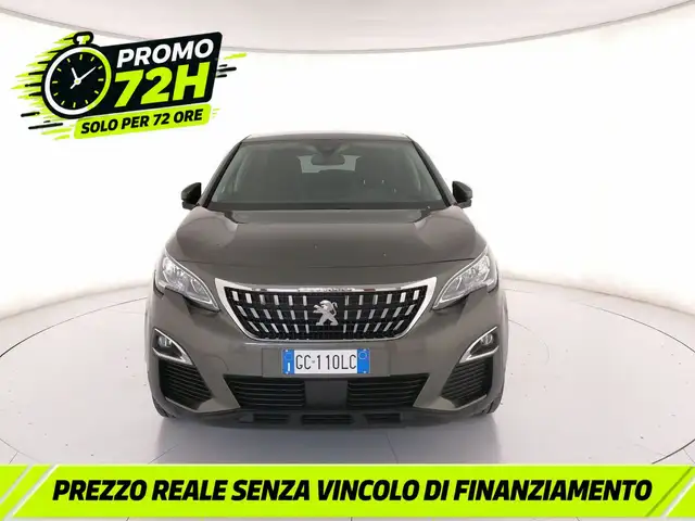 Peugeot 3008 view 5