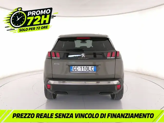 Peugeot 3008 view 4