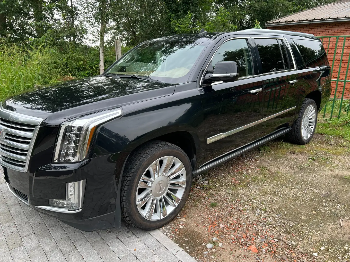 Cadillac Escalade Escalade 6.2 V8 ESV Platinum Czarny - 1