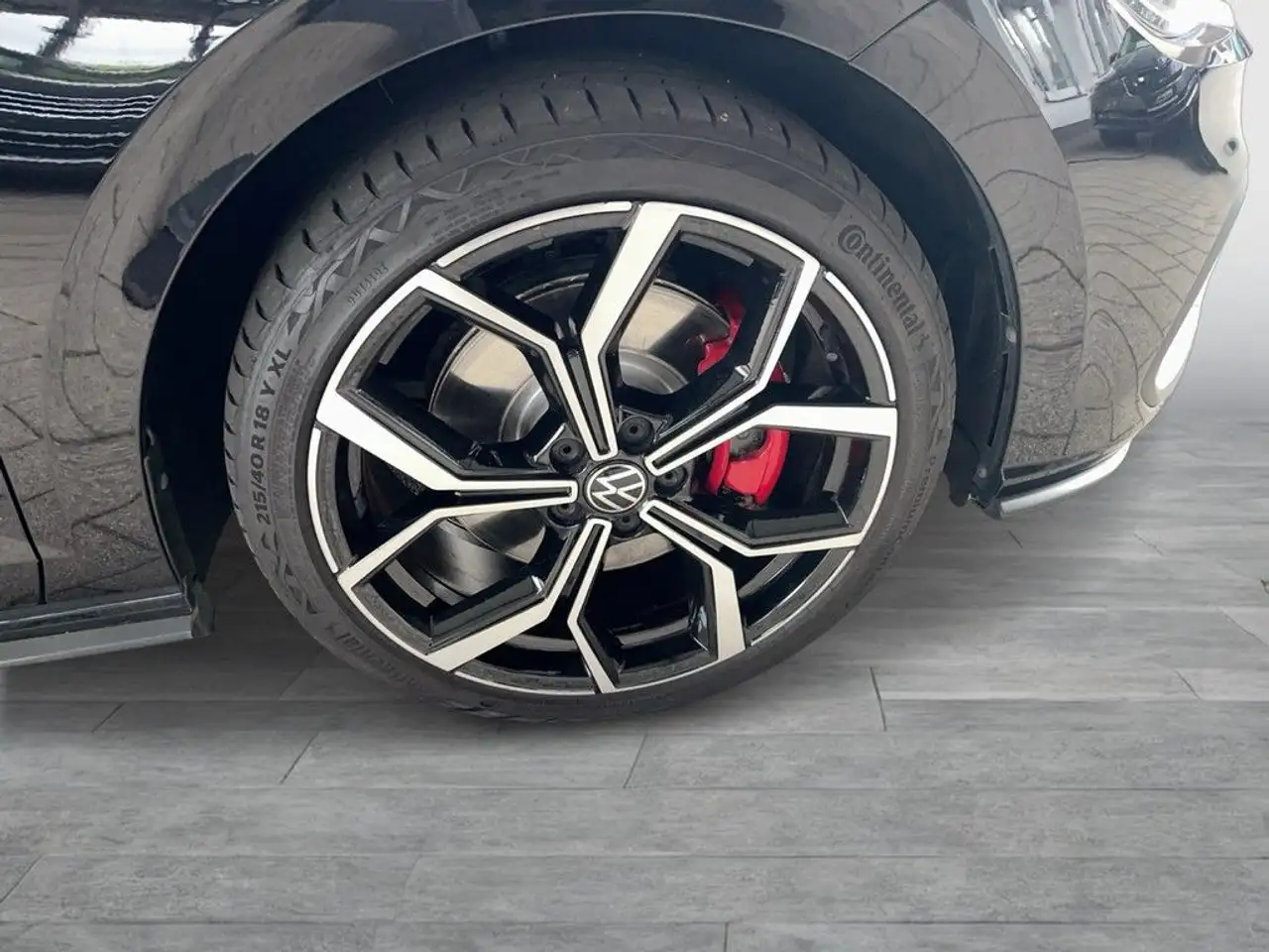 Volkswagen Polo 2.0 TSI DSG GTI Navi IQ.Light Pano 6