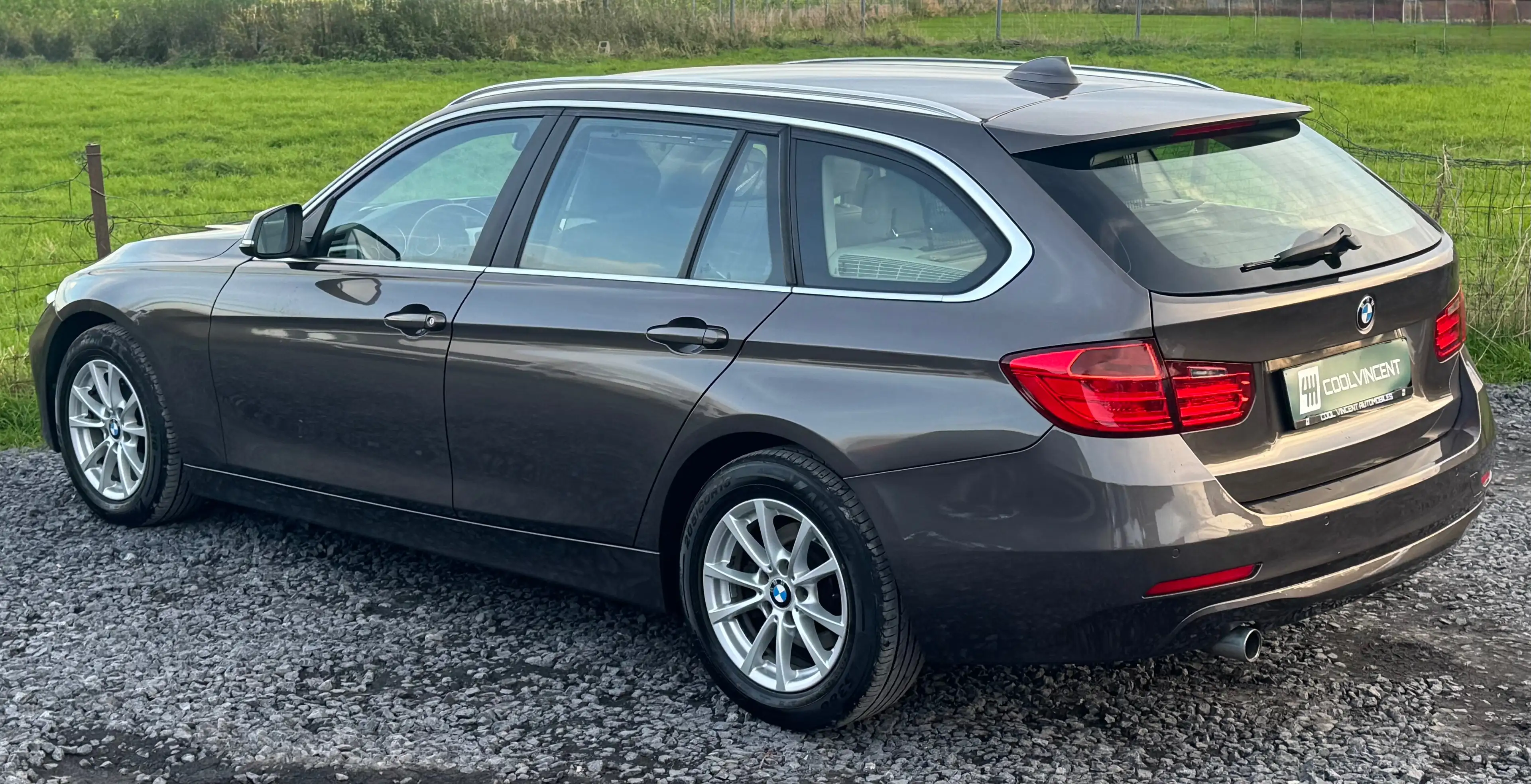 BMW 316 d  // FULL OPTIONS - Prêt à immatriculer — photo 6