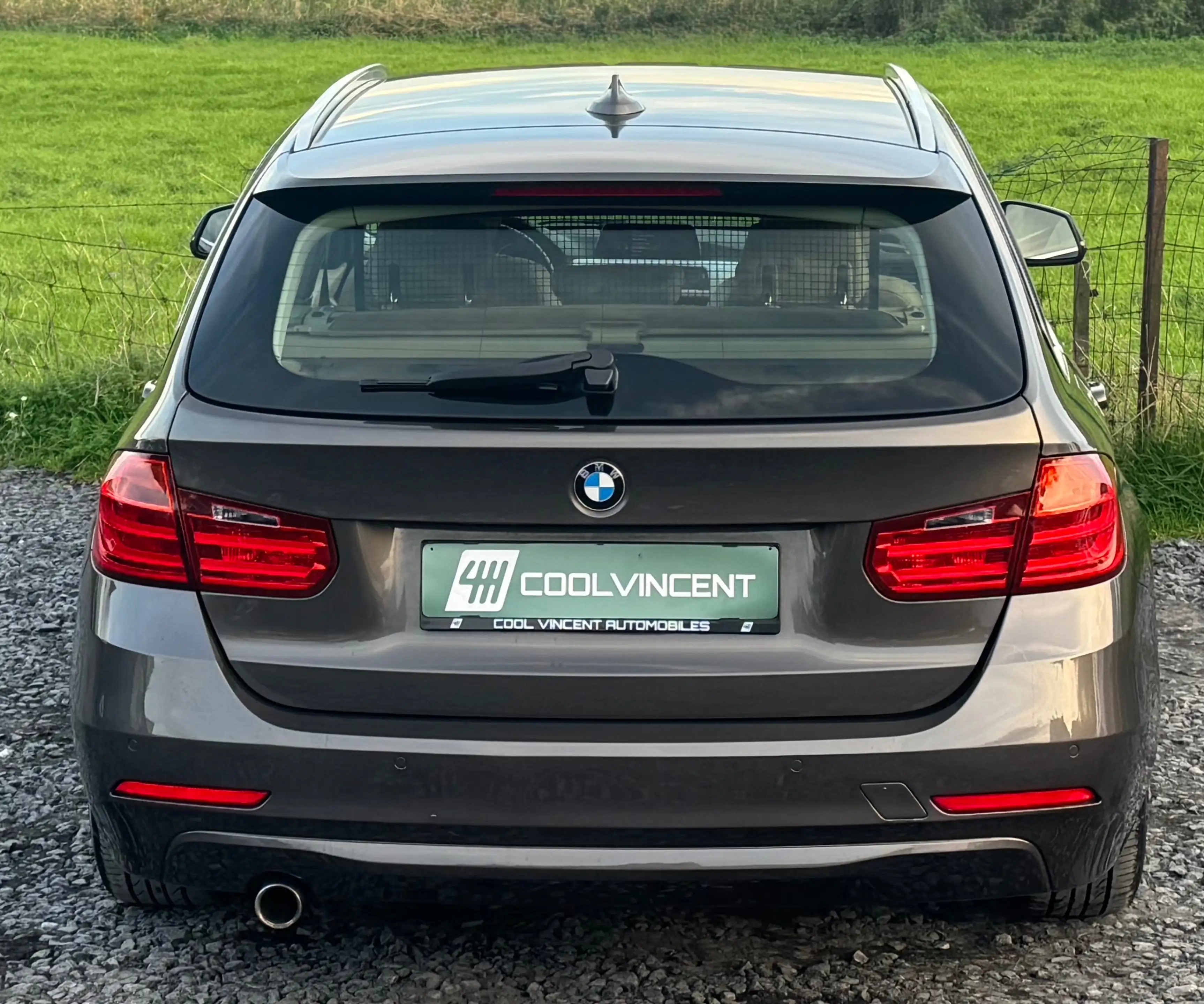 BMW 316 d  // FULL OPTIONS - Prêt à immatriculer — photo 5