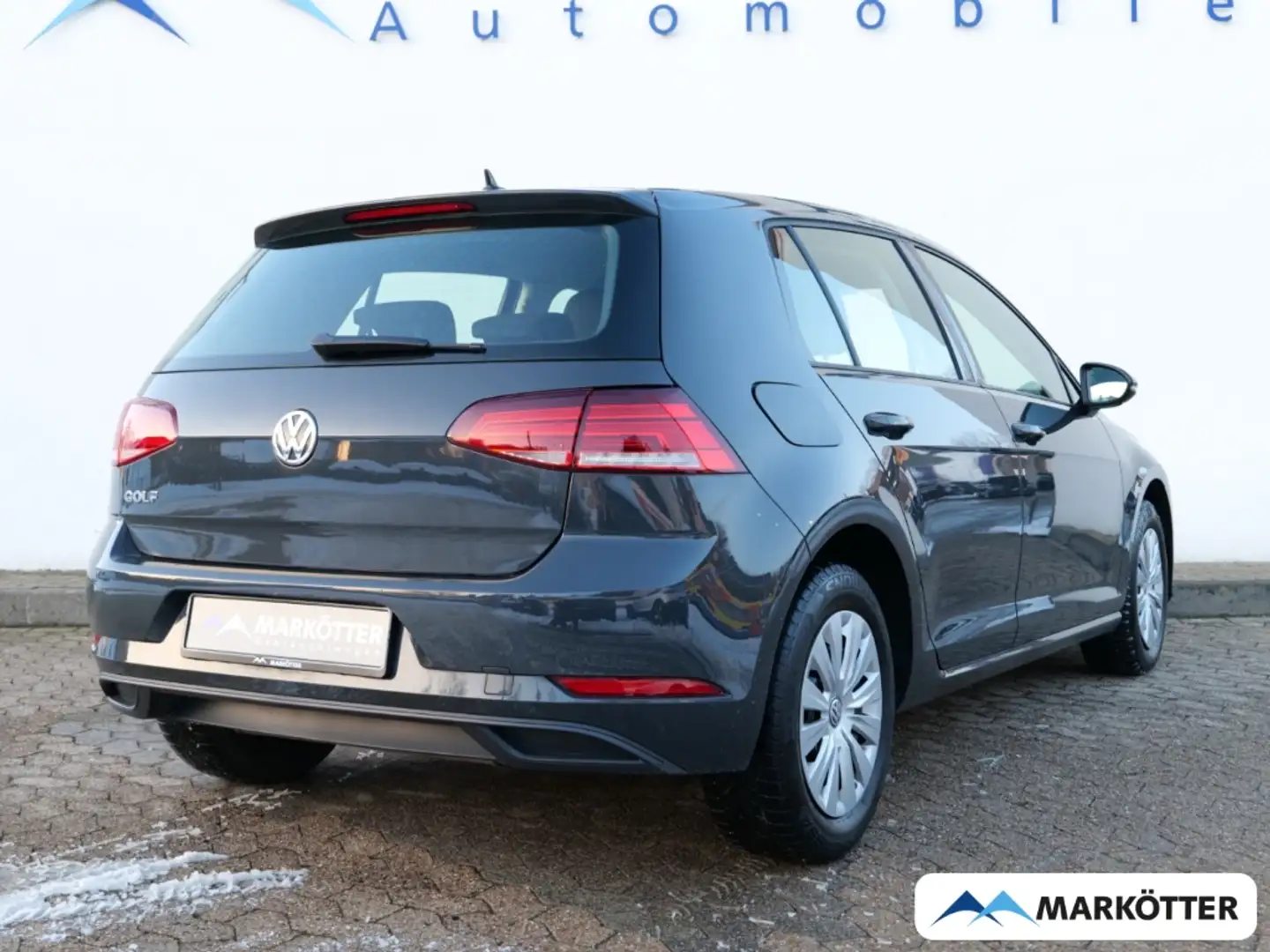 Volkswagen Golf VII 1.0 Trendline /AHK/Bluetooth/ Gris - 2