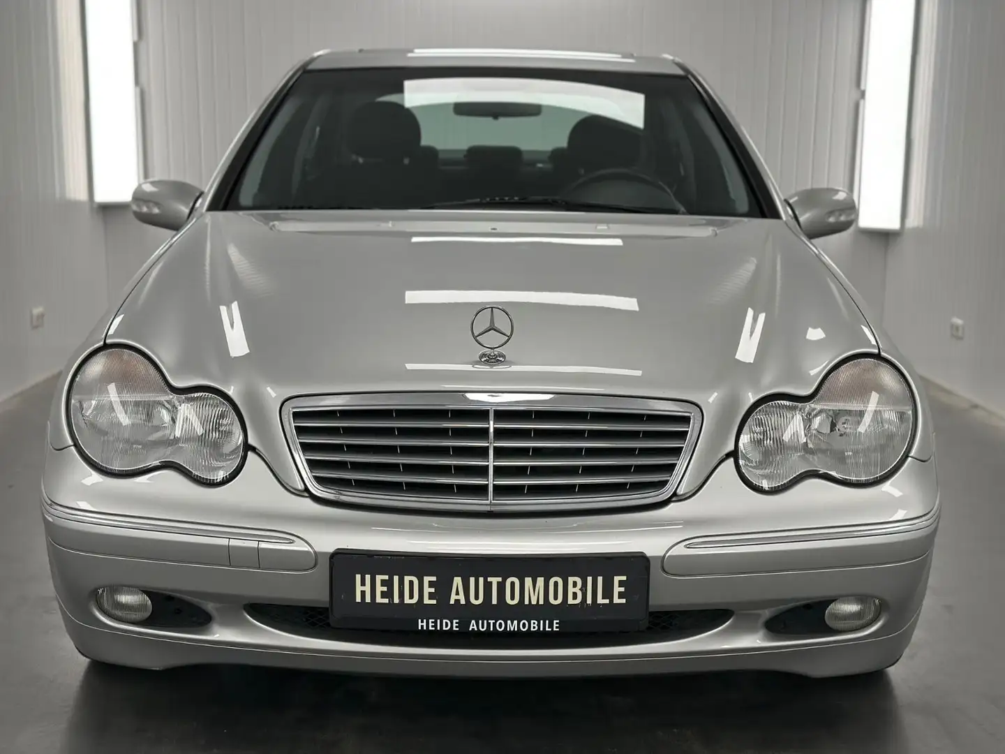 Mercedes-Benz C 180 2. Hand Klimaautomatik Schiebedach Silber - 2