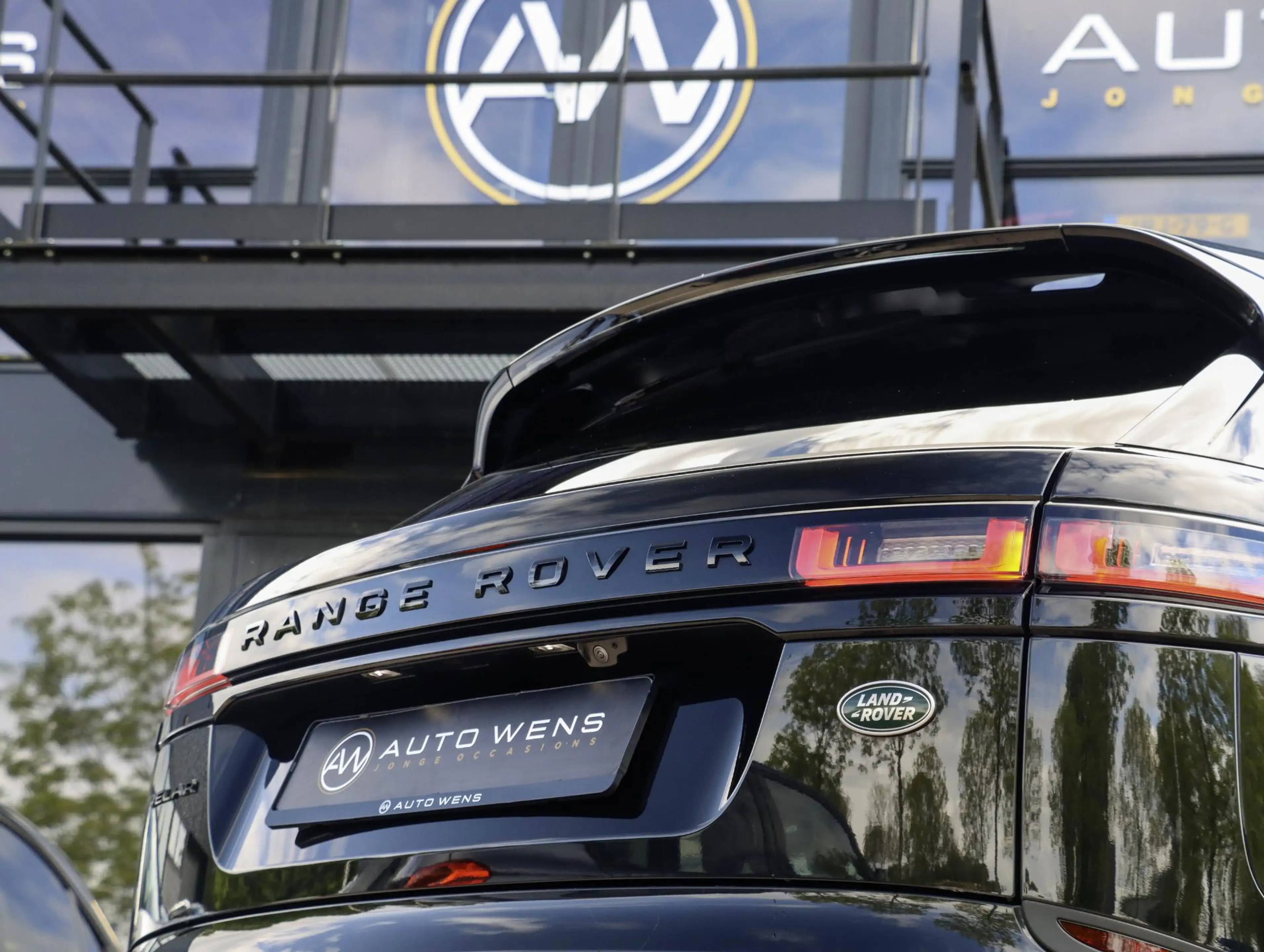 Land Rover Range Rover Velar P400e AWD S Meridian | Zw. hemel + Leder | Trekhaa — photo 3