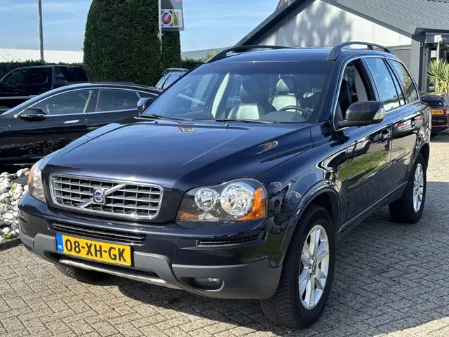 Volvo XC90 3.2 Momentum 2007 7-Persoons Automaat Facelift