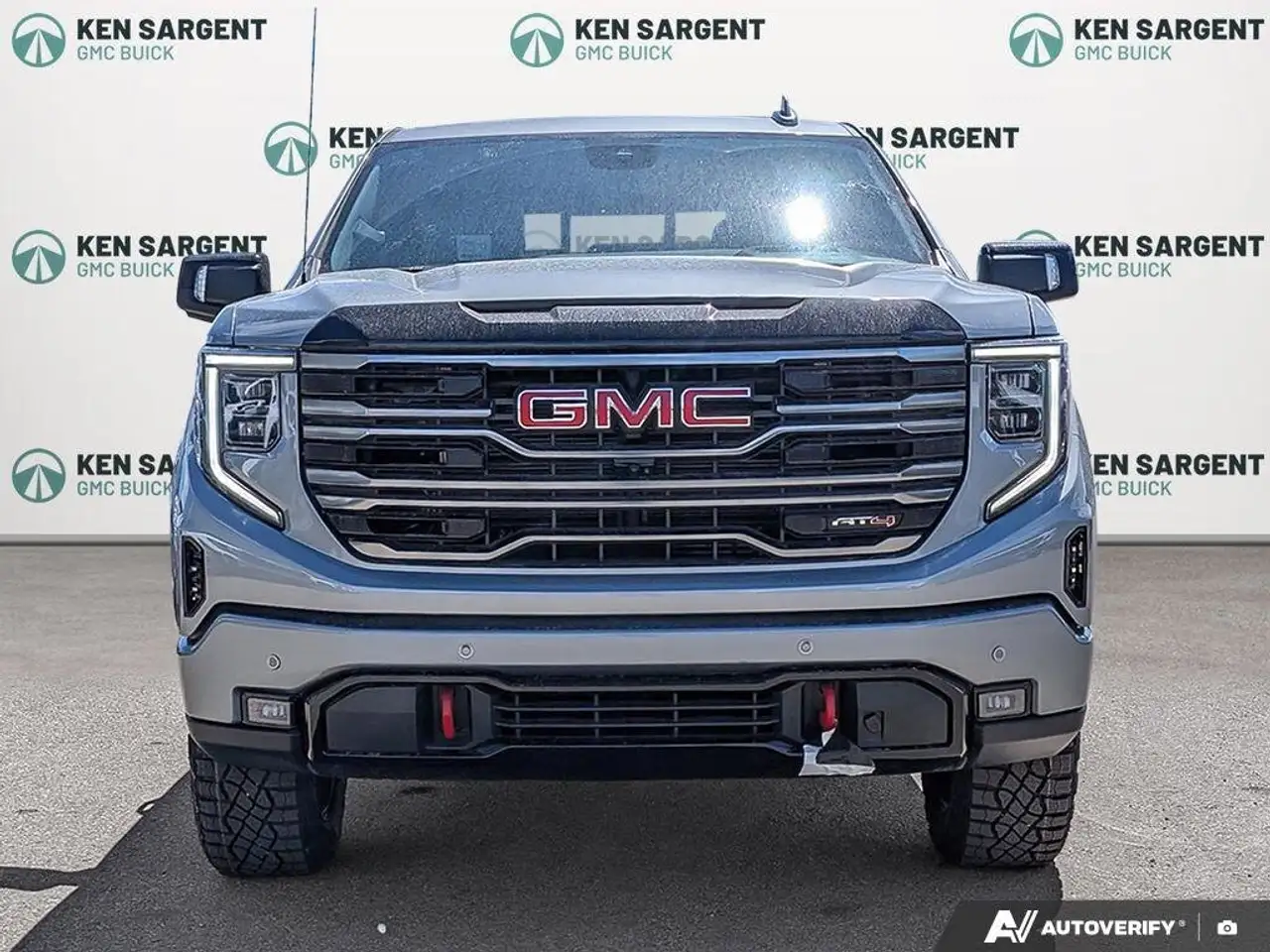 GMC Sierra 1500 снимка GMC Sierra 1500