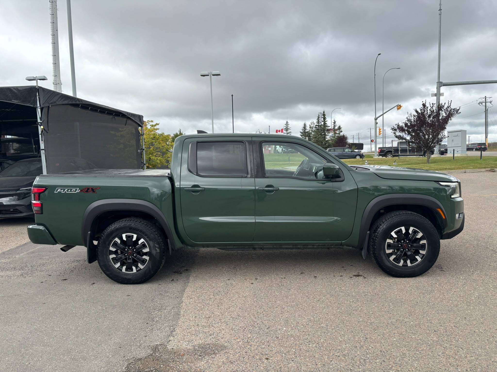 2023 Nissan Frontier Crew Cab PRO-4X Standard Bed 4x4 - TONNEAU COVER — снимка 1