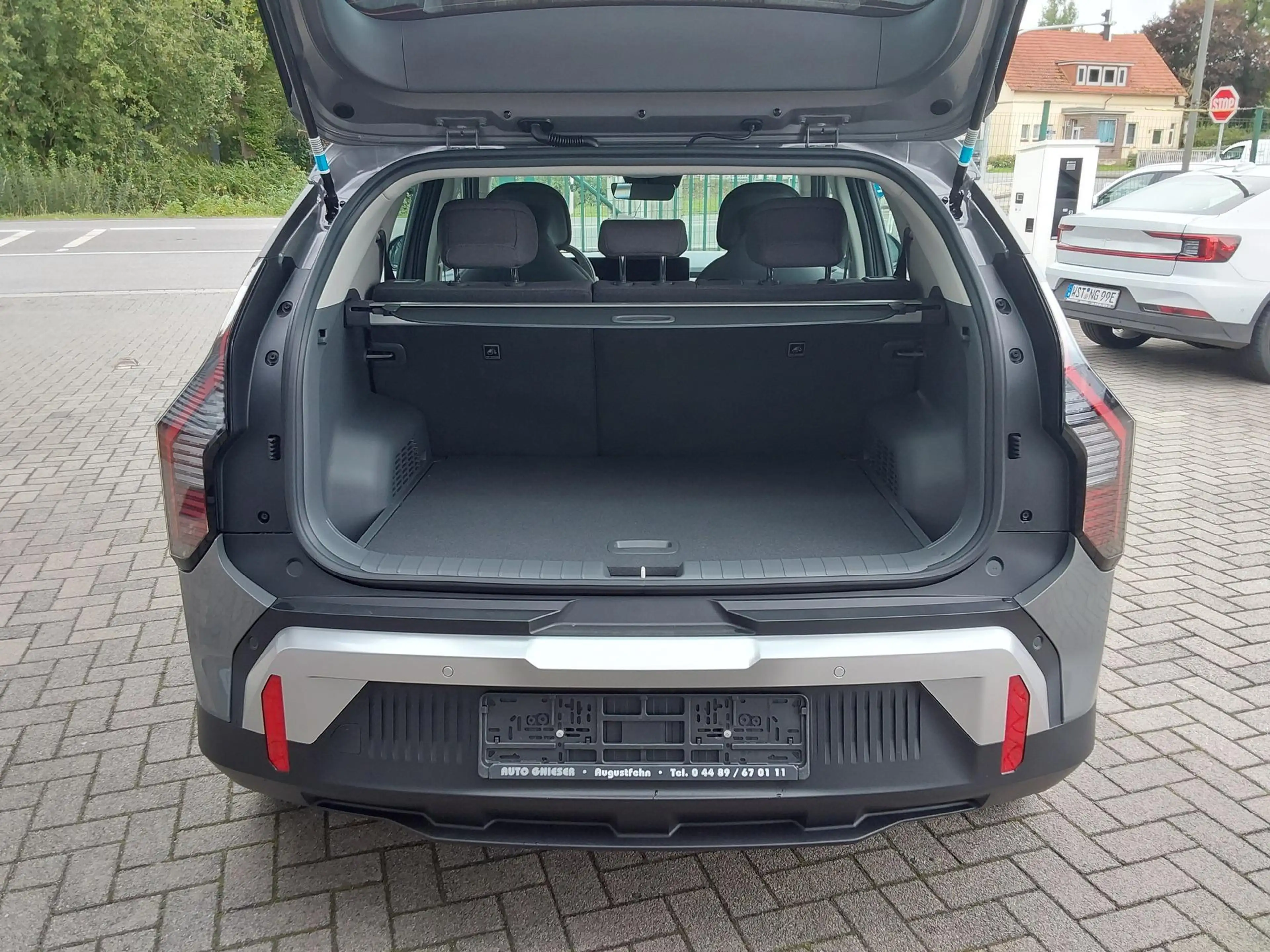 Kia EV3 58.3 kWh Air WINTER ACC/APP/SHZ/LED/PDC/KAM/NAV... — photo 7