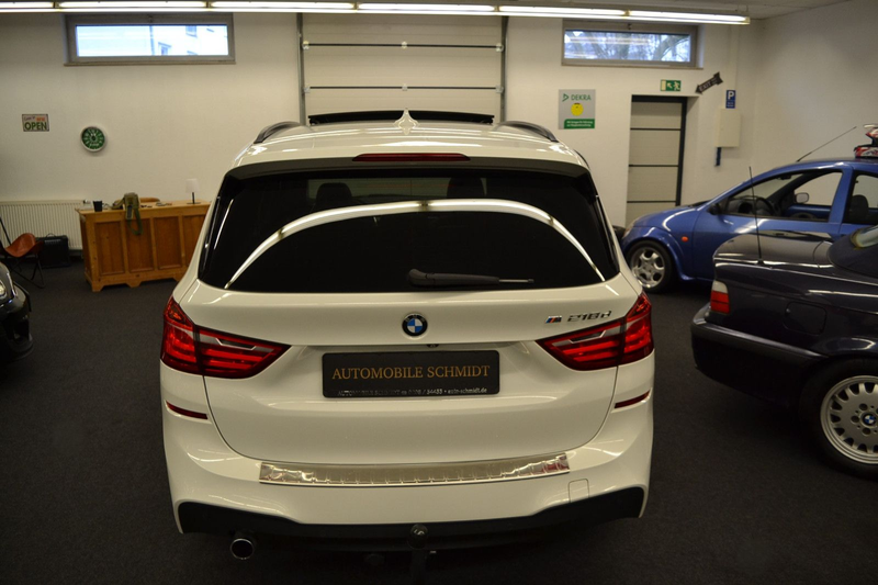 BMW 218 d Gran Tourer M - S P O R T — photo 15