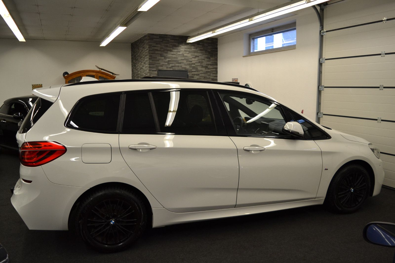 BMW 218 d Gran Tourer M - S P O R T — photo 11