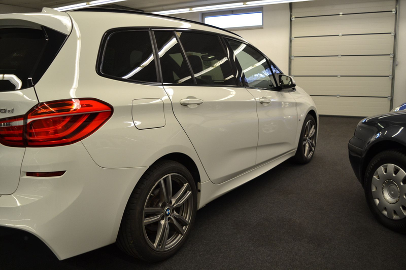 BMW 218 d Gran Tourer M - S P O R T — photo 8