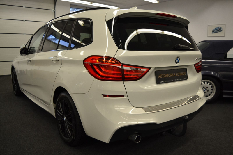 BMW 218 d Gran Tourer M - S P O R T — photo 13