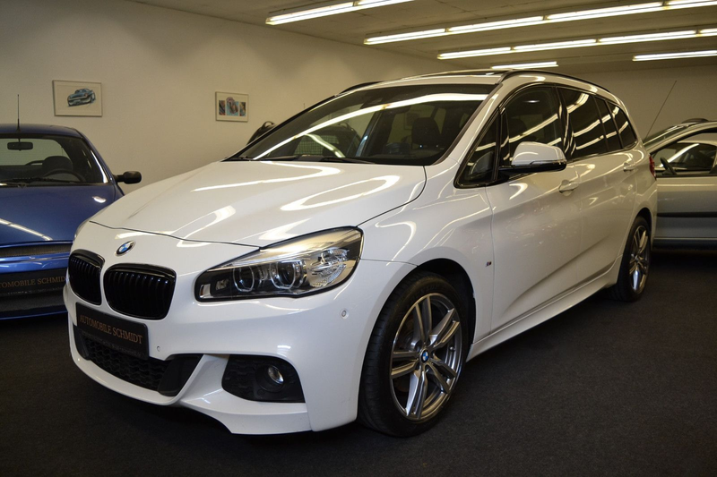 BMW 218 d Gran Tourer M - S P O R T — photo 2