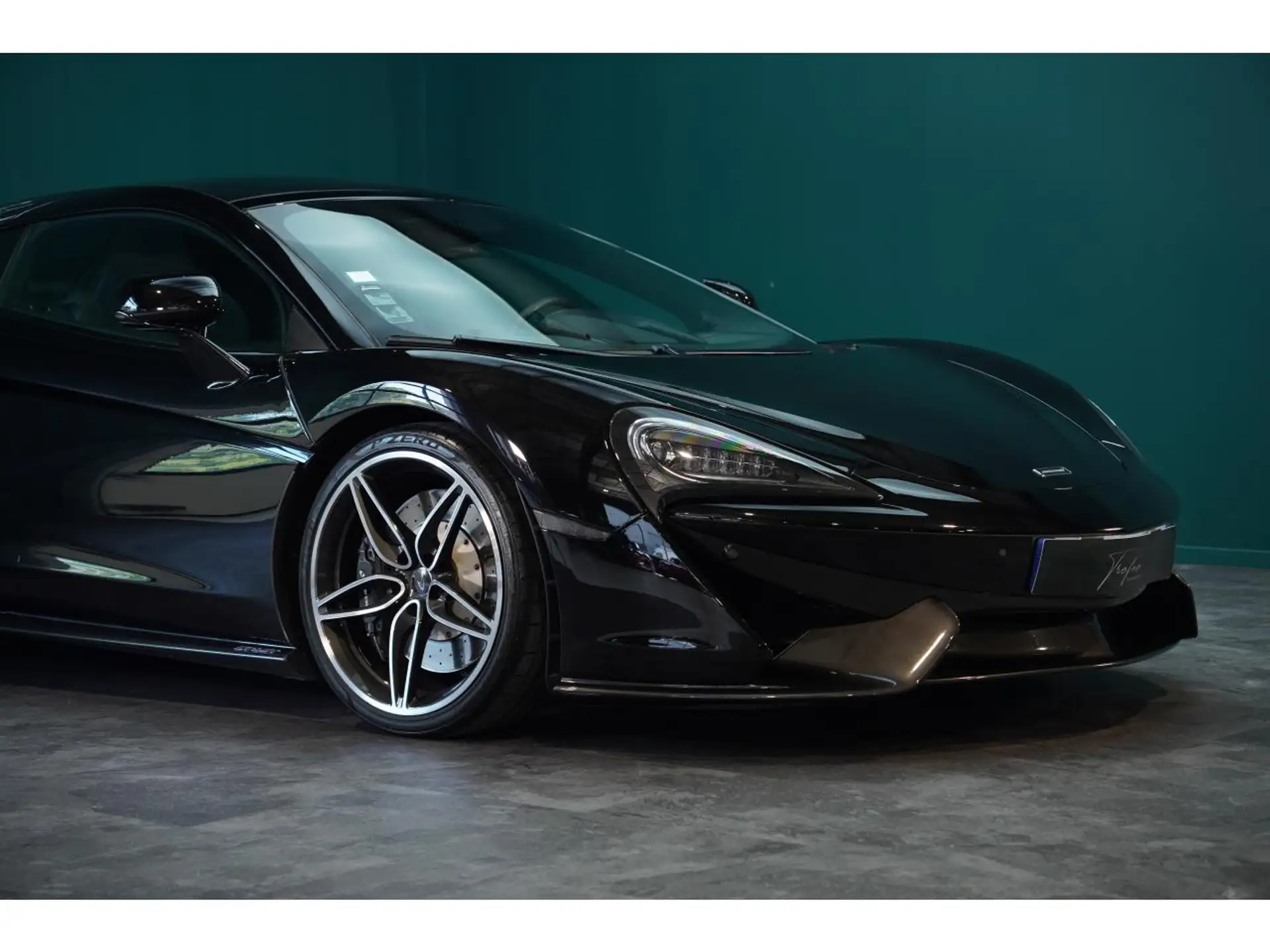 맥라렌 570GT 570 Sport Coupe 2017 검정 사진 4