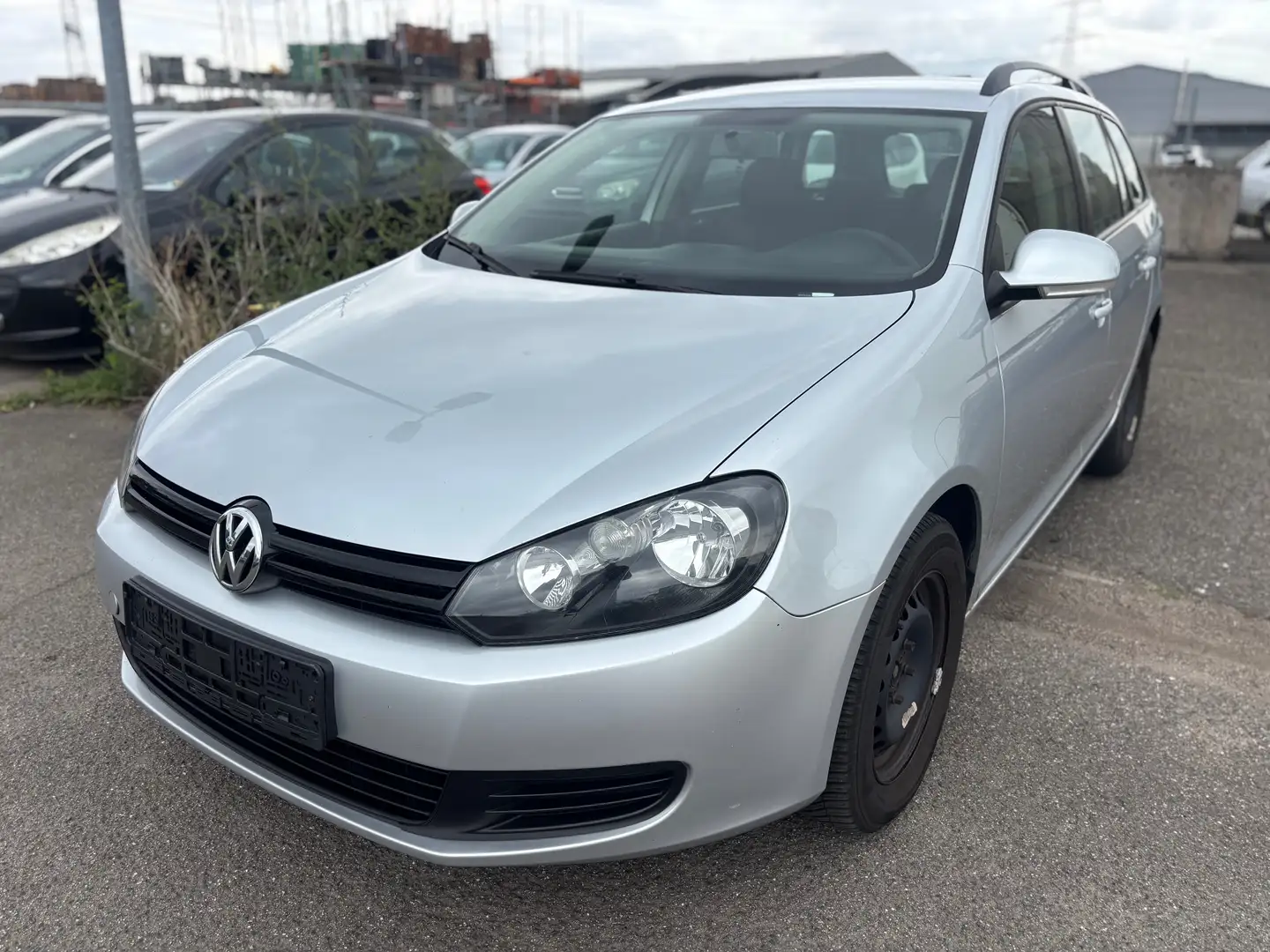 Volkswagen Golf Variant Trendline BlueMotion Grau - 2