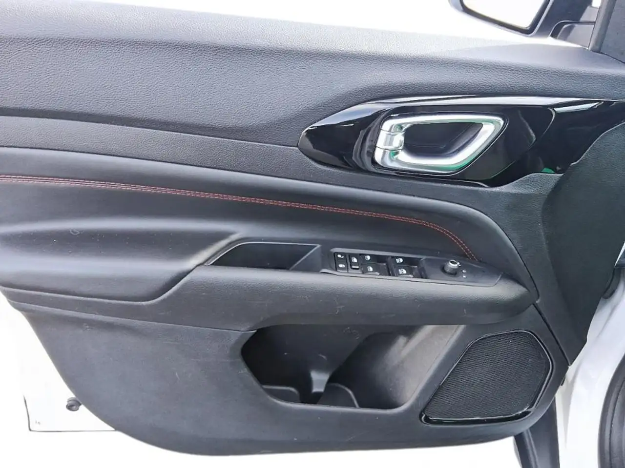 Jeep Compass снимка Jeep Compass