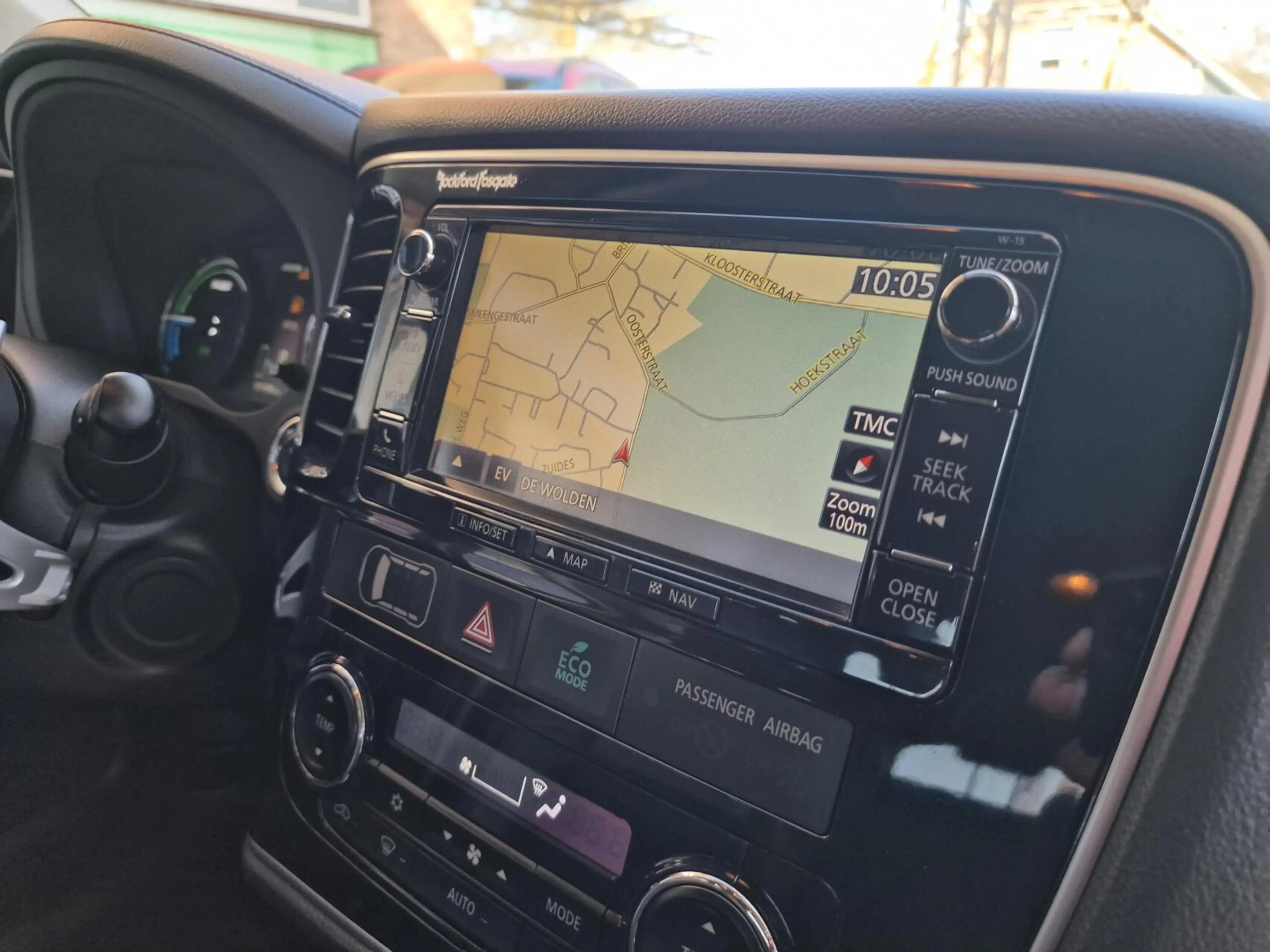 Mitsubishi Outlander 2.0 PHEV Executive Edition|New-Type|Trekhaak|Camer — photo 10