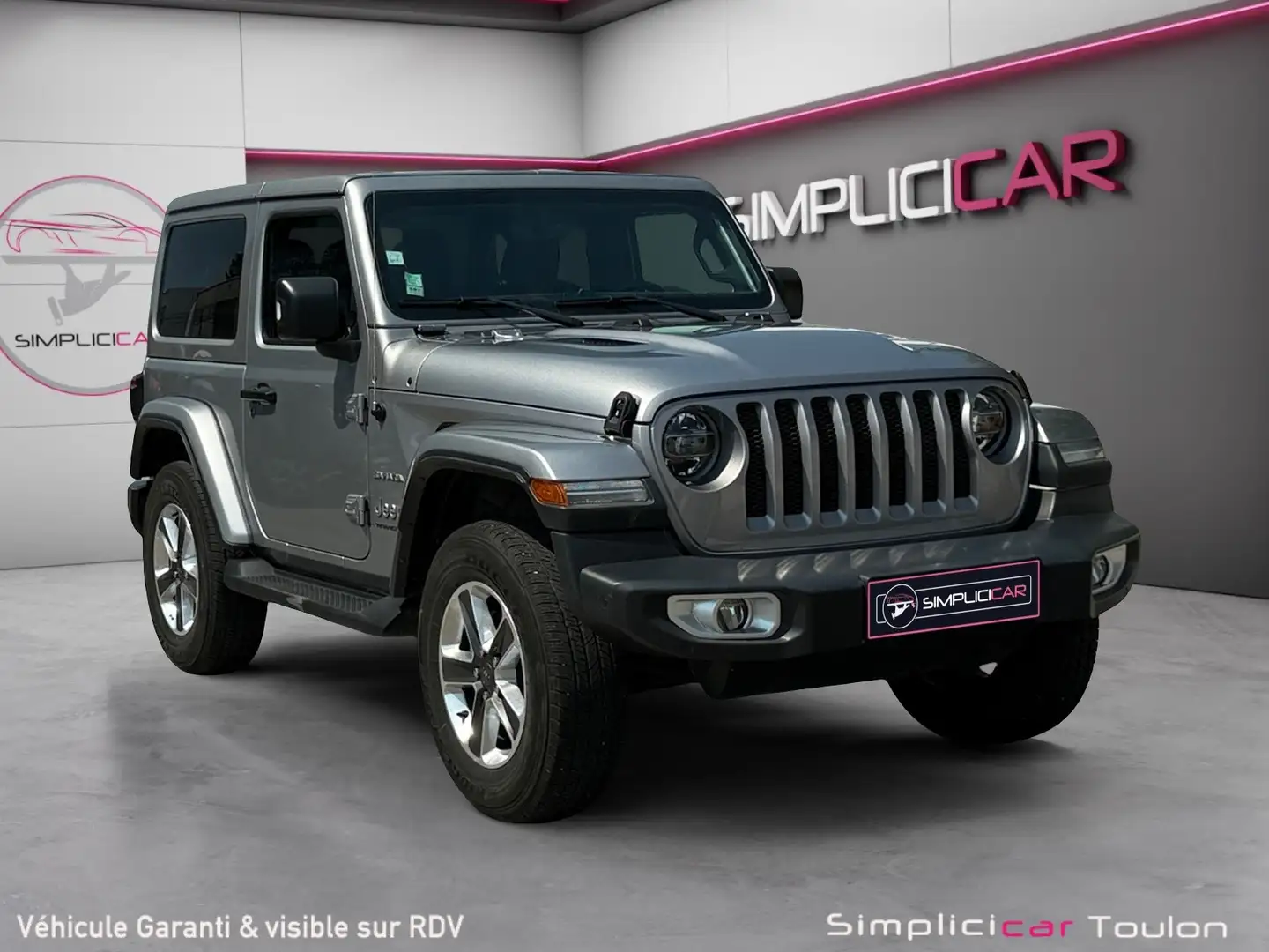 Jeep Wrangler Sahara Grau - 1