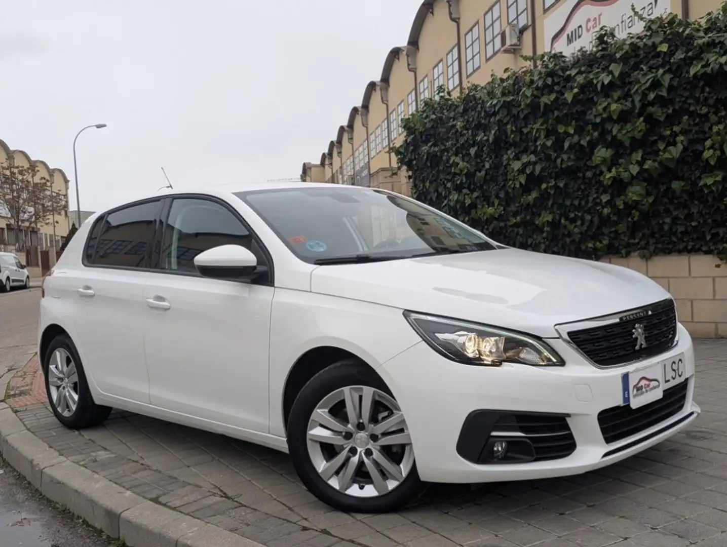 Peugeot 308 1.5 BlueHDi S&S Allure Pack EAT8 130 Blanco - 2