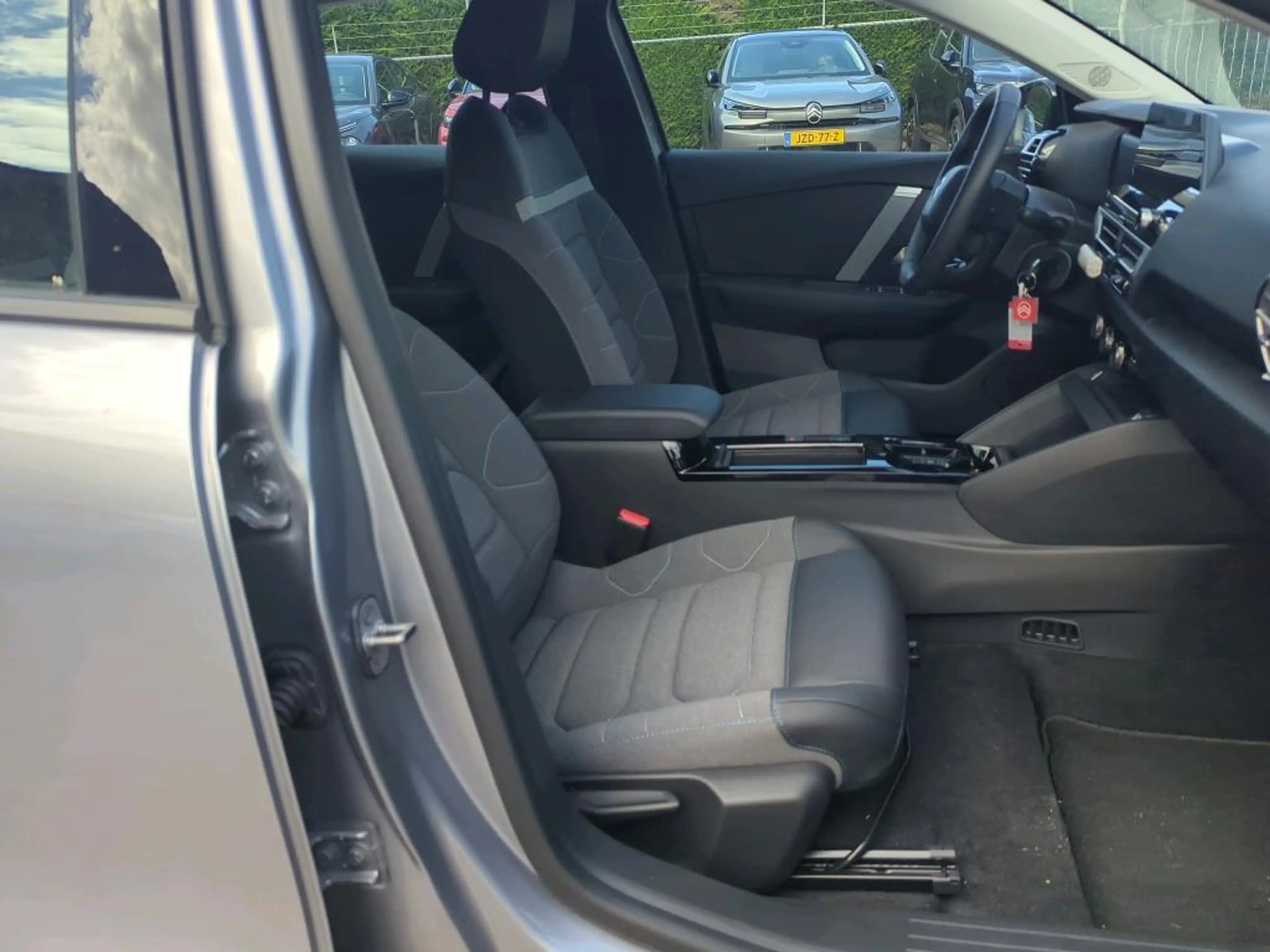 Citroen E-C4 Electric You 50 kWh — photo 2