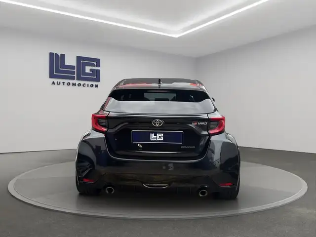 Toyota Yaris view 5