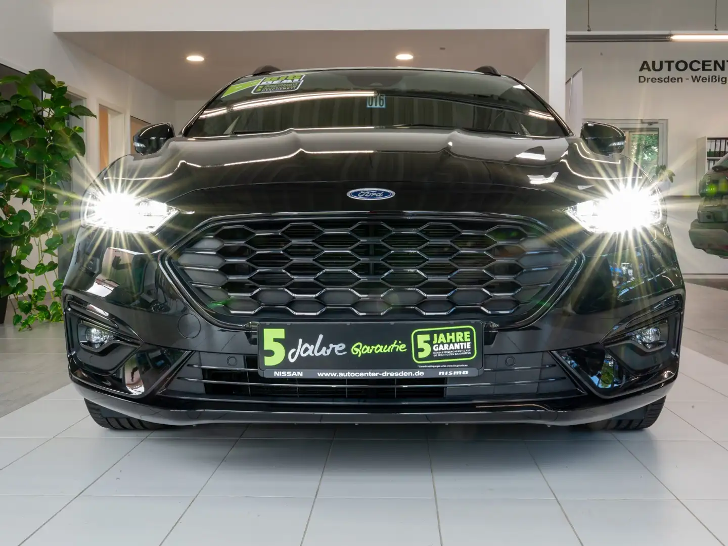 Ford Mondeo Turnier 2.0d 4x4 EcoBlue ST-Line LED Pano Negru - 2