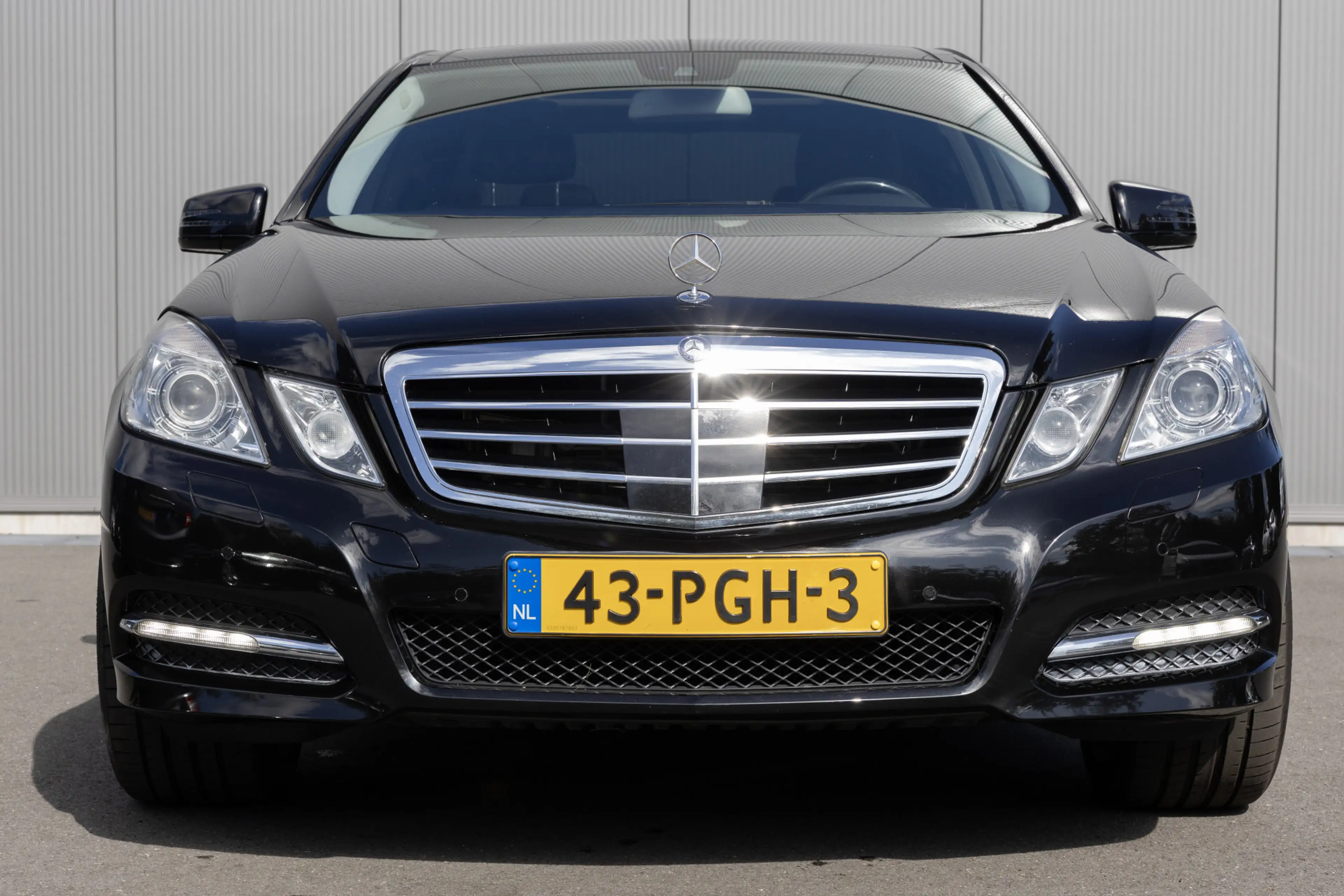 Mercedes-Benz E 350 V6 | NL-AUTO | PANO | LEDER | CAMERA | KEYLESS GO — photo 11