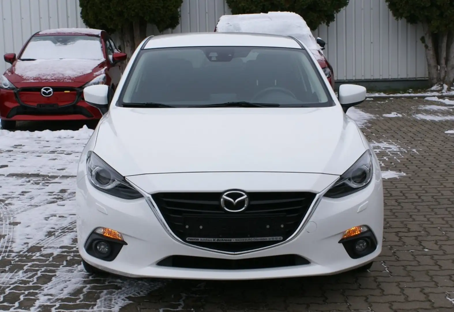 Mazda 3 SKYACTIV-G 120 88 kW (120 PS) Weiß - 2