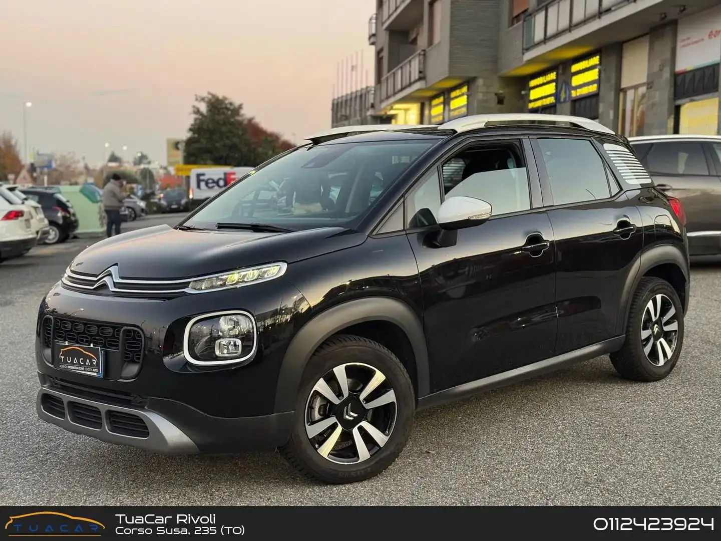 Citroen C3 Aircross 1.2 PureTech 110 Shine *PROMO FINANZIAMENTO* Schwarz - 1