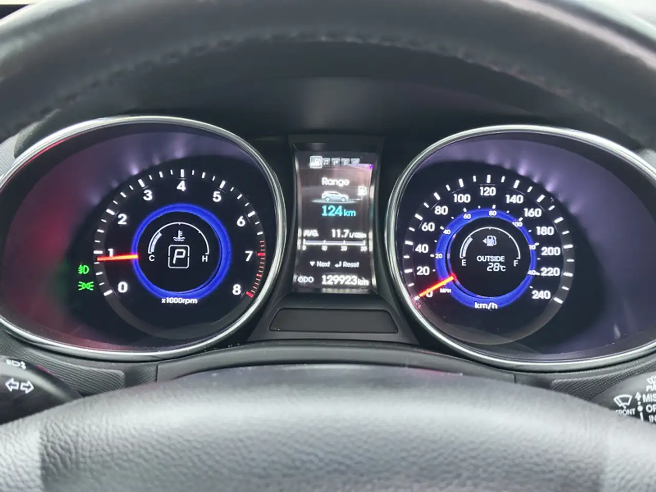 Hyundai SANTA FE снимка Hyundai SANTA FE