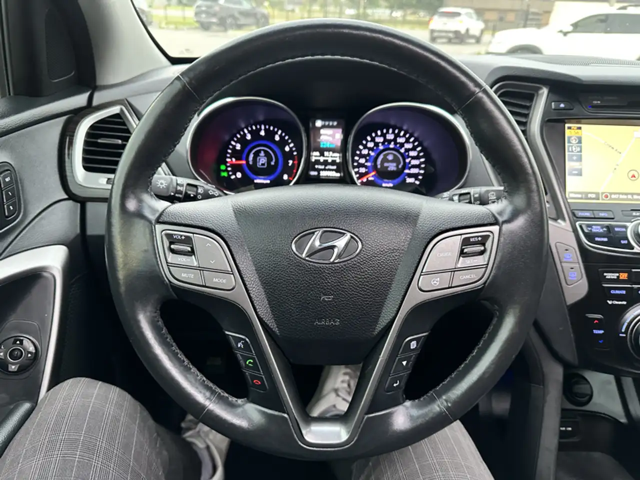 Hyundai SANTA FE снимка Hyundai SANTA FE