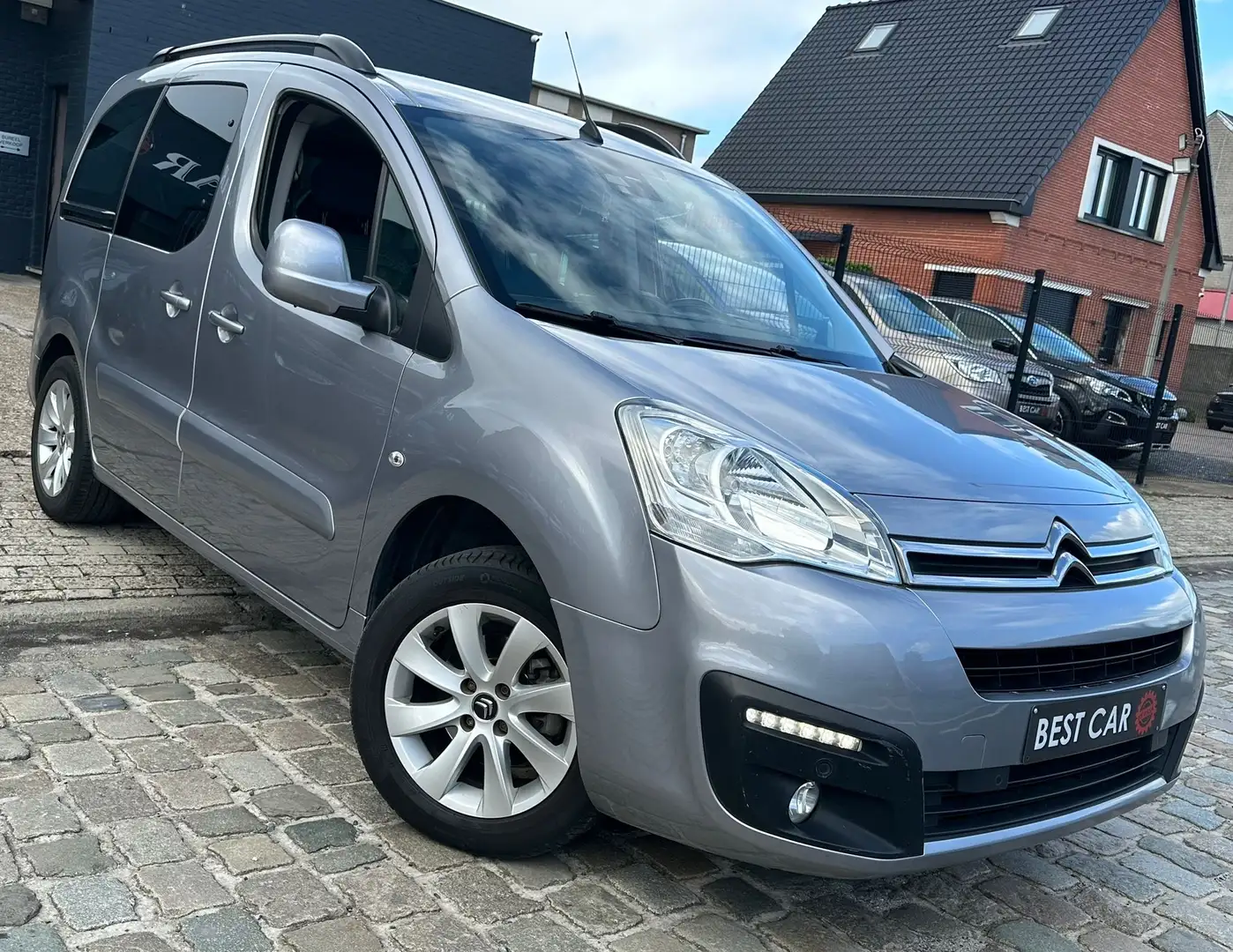 Citroen Berlingo 1.2 PureTech * Camera * Navi Grijs - 2