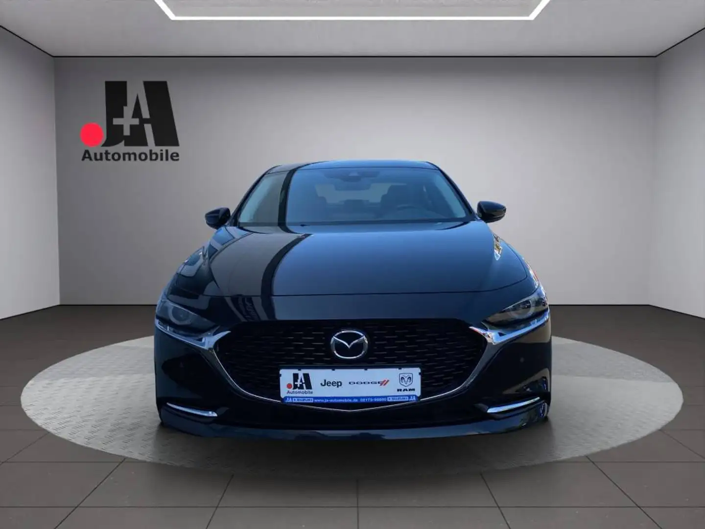 Mazda 2 3er SKYACTIV-X M Hybrid .0 Schwarz - 2