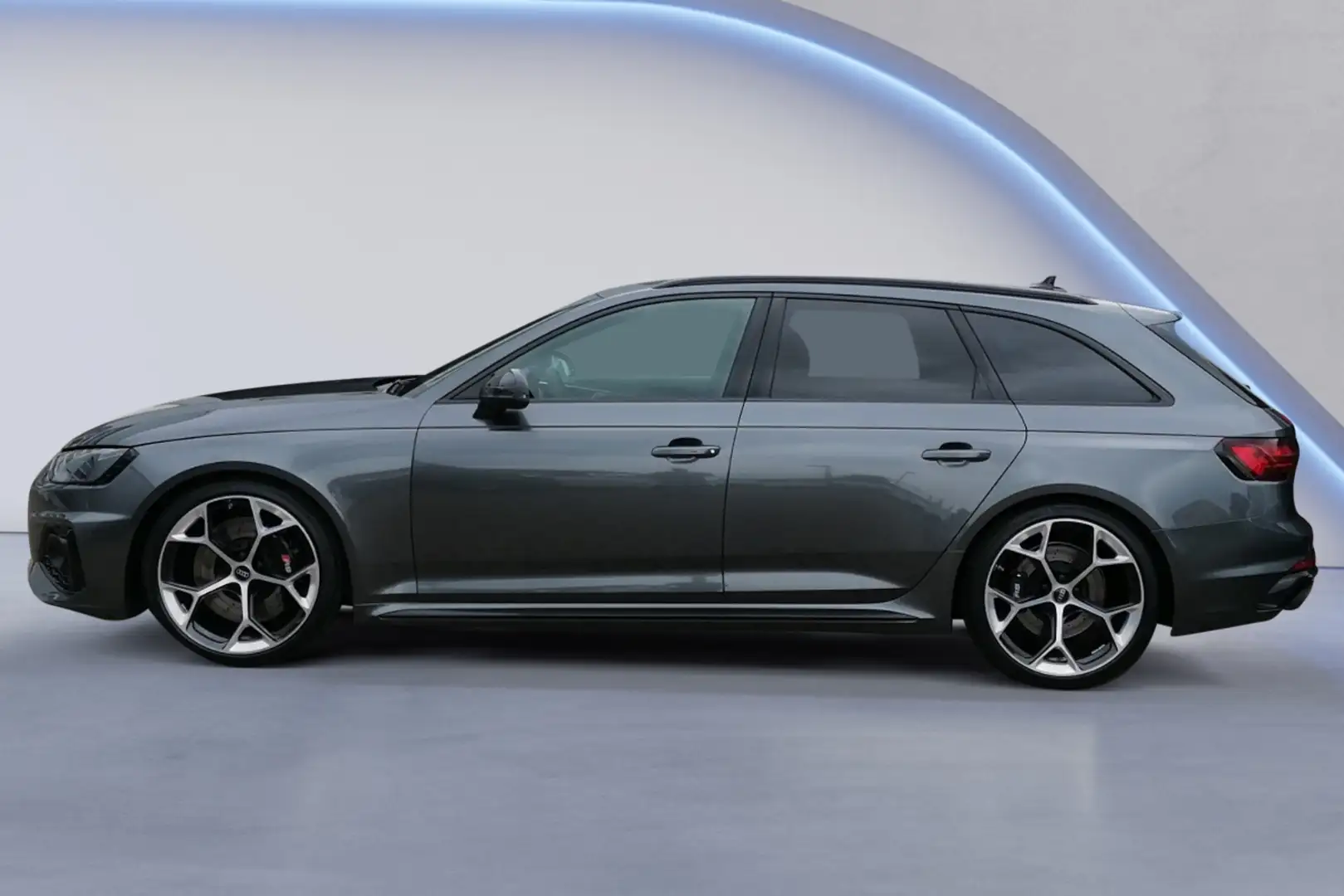 Audi RS4 competition Schalensitz+Pano+AHK+290km/h+B&O Grau - 2