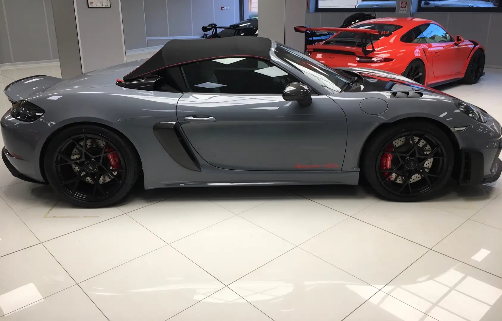 Porsche 718 Spyder 718 4.0 Spyder RS pdk WEISSACH Gris - 2