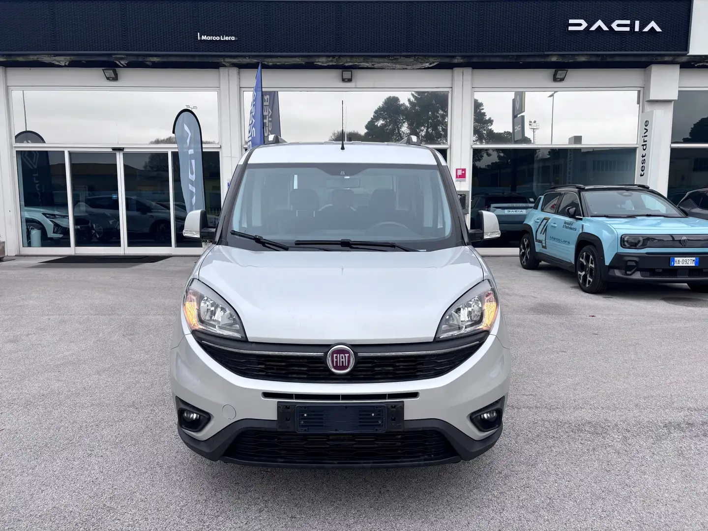 Fiat Doblo Combi 1600 Mjt 105 Cv Lounge N1 5 Posti Argento - 2