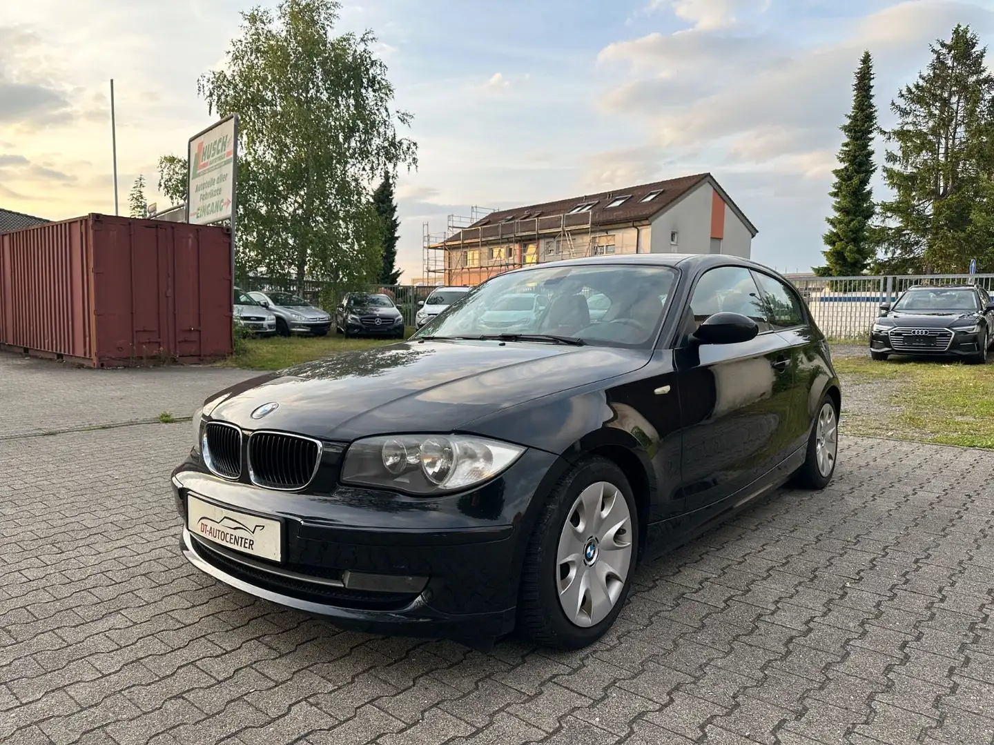 BMW 118 Baureihe 1 Lim. 118i Noir - 1