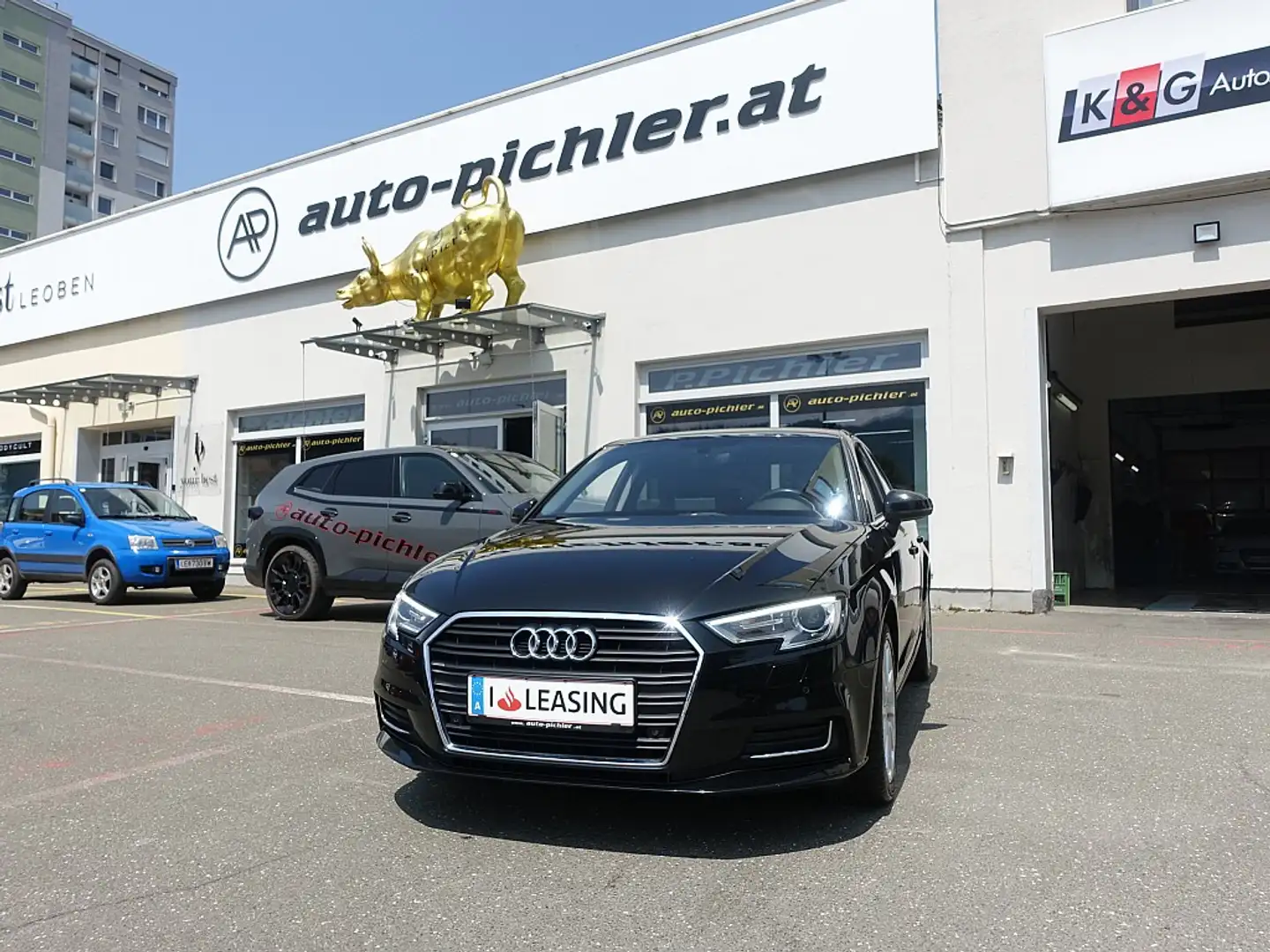 Audi A3 SB 1,6 TDI S-tronic intense SHZ,PDC,Navi uvm... Schwarz - 1