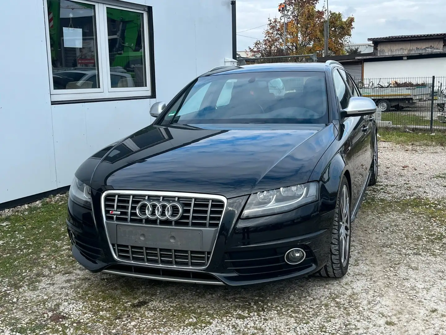 Audi A4 Avant S line Sportpaket / plus, Automatik Schwarz - 1