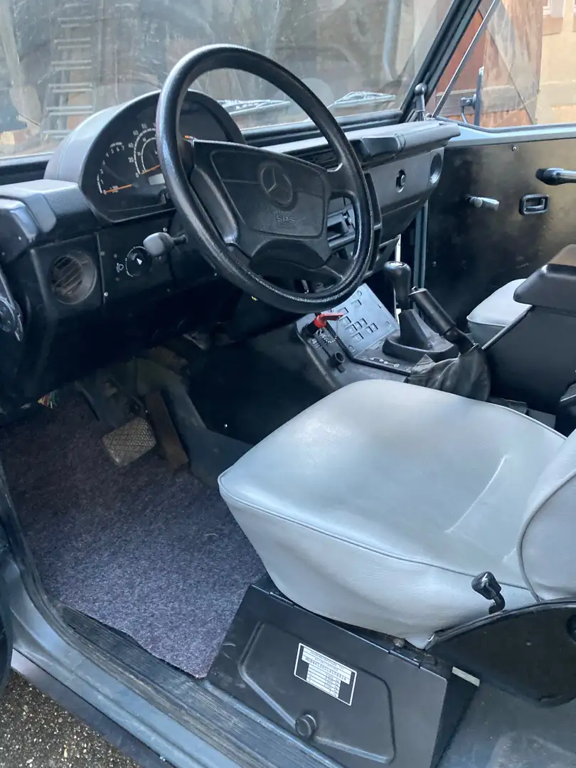 Mercedes-Benz G 270 Luftlande, Militär Grün - 1