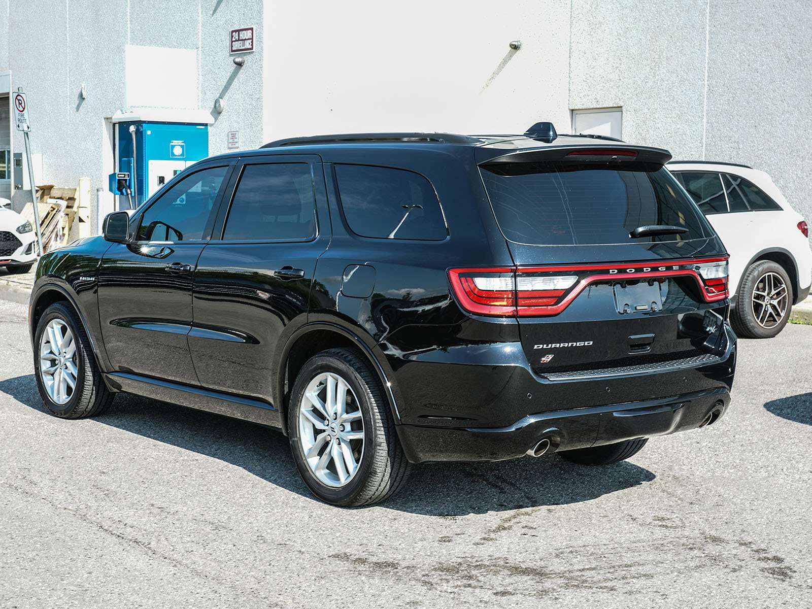 2025 Dodge Durango R/T, AWD, SUNROOF, HITCH, R/START, 7 PASSENGER — снимка 1