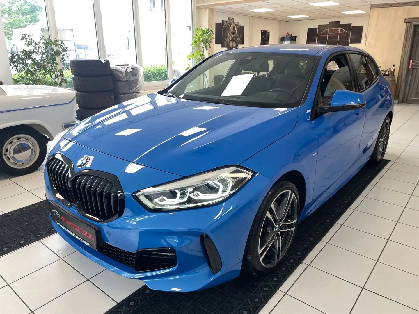 BMW 118 i M Sport*Navi*LED*CarPlay*Shadow*Android* Blauw - 1