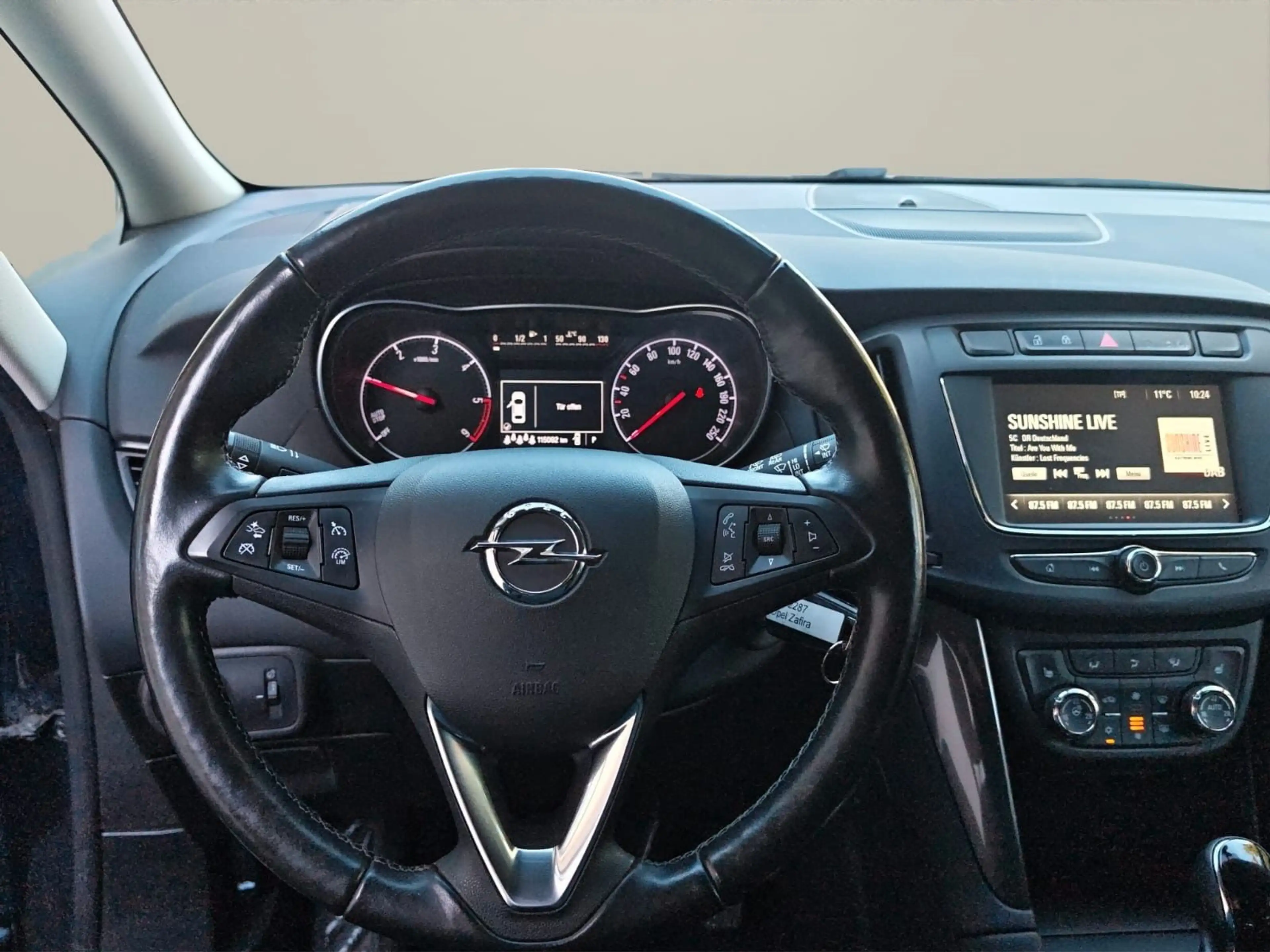 Opel Zafira 2.0 D*AUTO* 7 SITZER* NAVI*LED*SHZ* ALU — photo 11