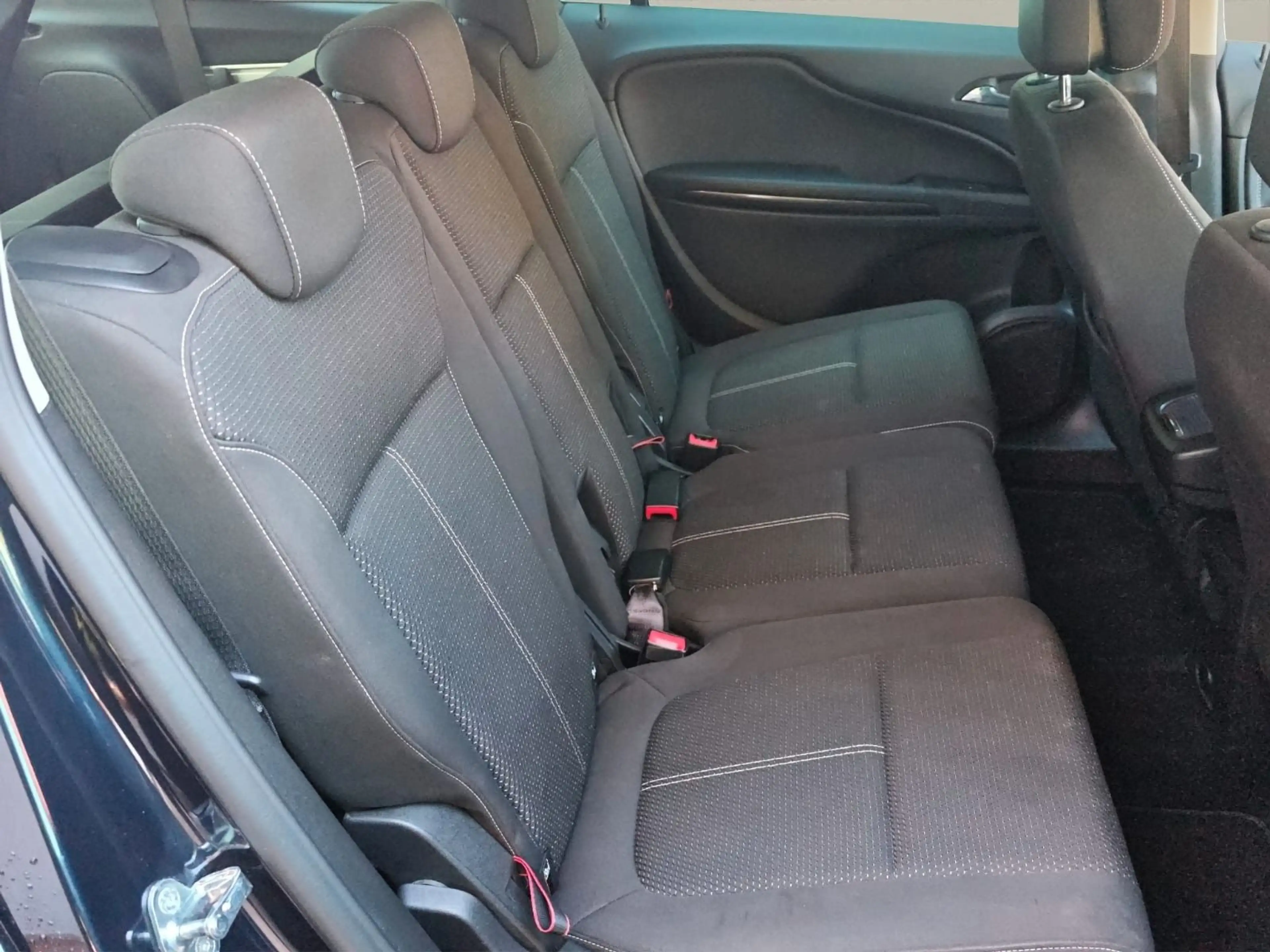 Opel Zafira 2.0 D*AUTO* 7 SITZER* NAVI*LED*SHZ* ALU — photo 14