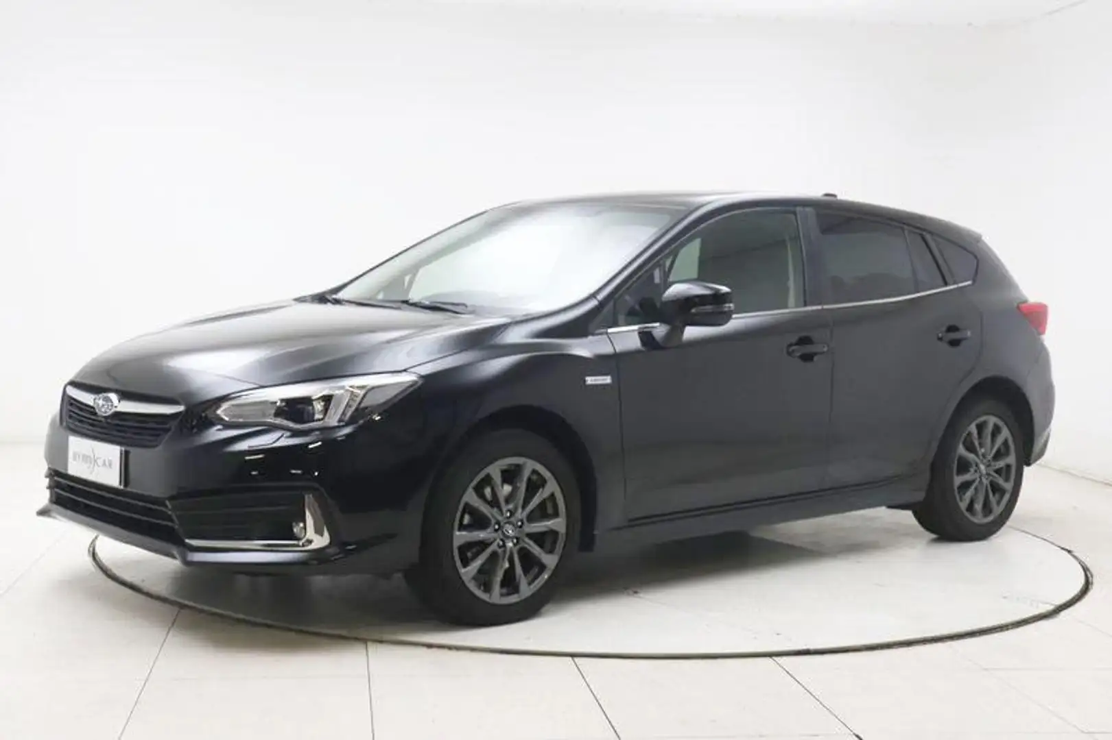 Subaru Impreza 2.0i e-boxer Premium lineartronic Schwarz - 1