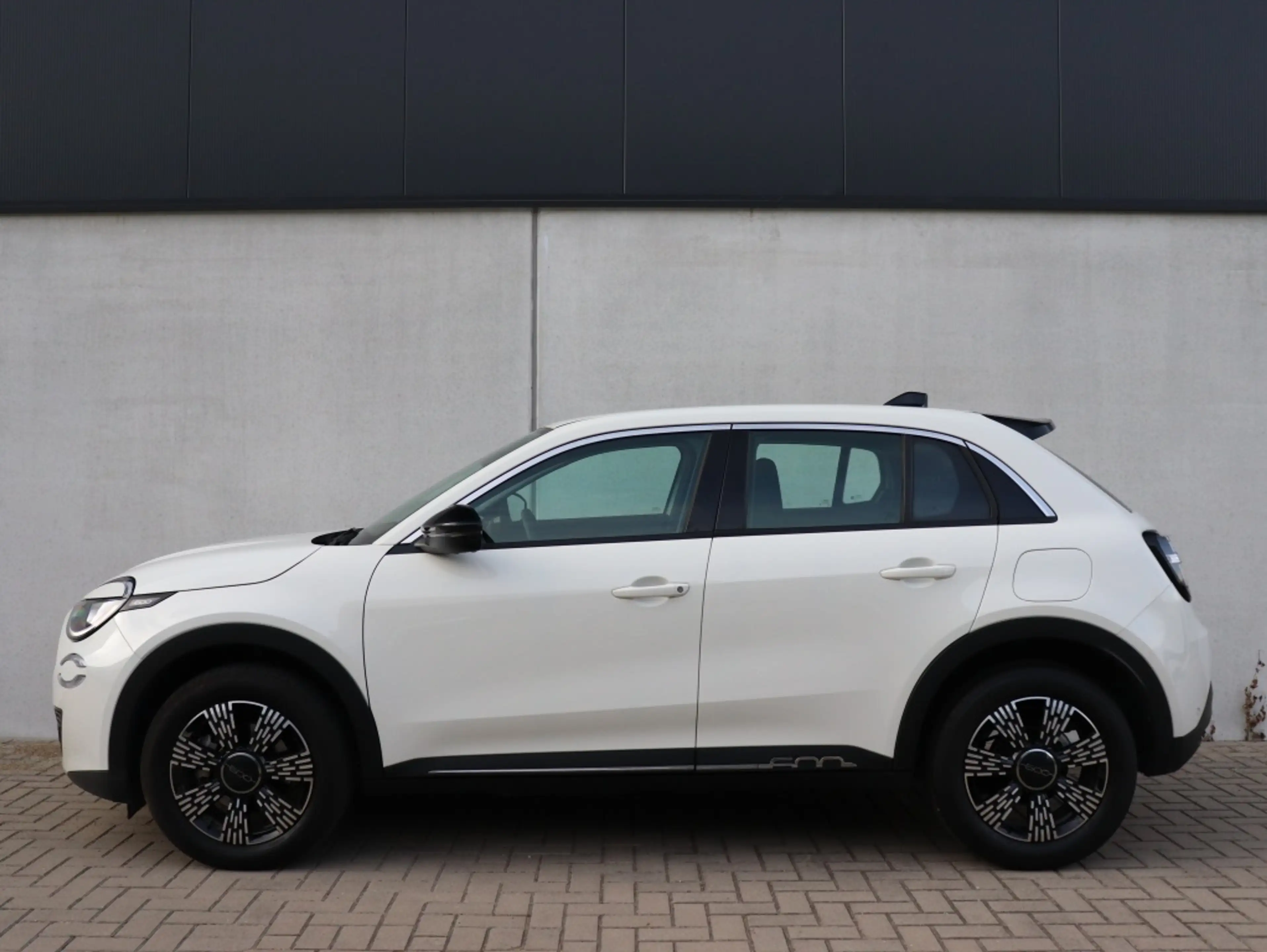 Fiat 600 1.2 Hybrid 100 PK Urban | Carplay | Cruise | PDC | — photo 7