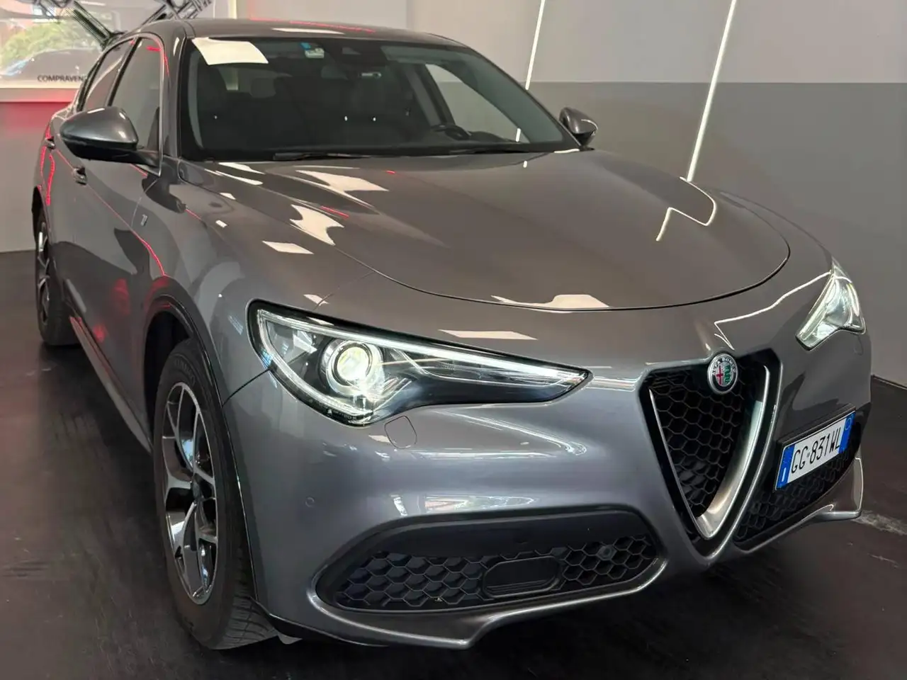 Alfa Romeo Stelvio 2021