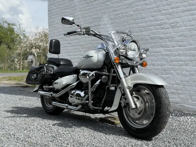 Suzuki Intruder C - foto 6