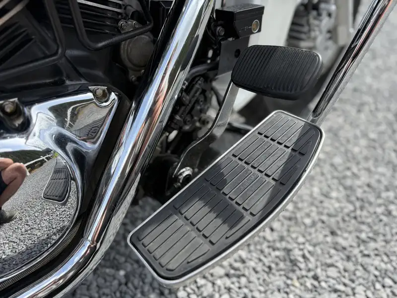 Suzuki Intruder C - foto 7